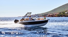 Quicksilver Activ 675 Bowrider