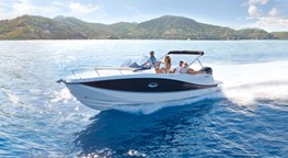 Quicksilver Activ 755 Sundeck