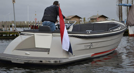 Waterspoor 717 Aviator